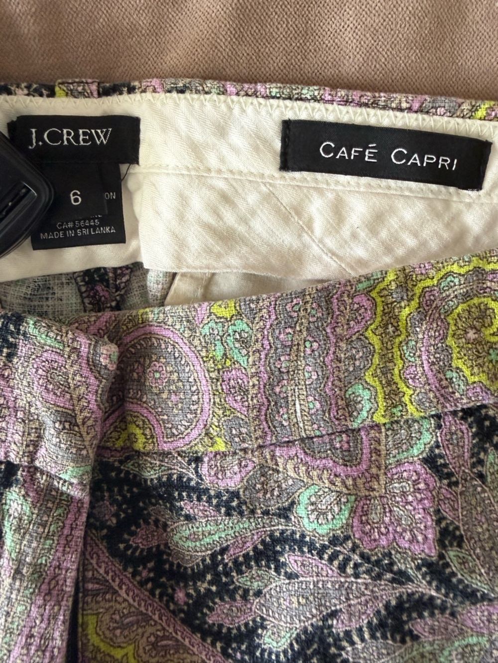 J.Crew Cafe Capri Paisley Ankle Pants Size 6 Stretch Slim Preppy Retro Statement - Picture 3 of 4